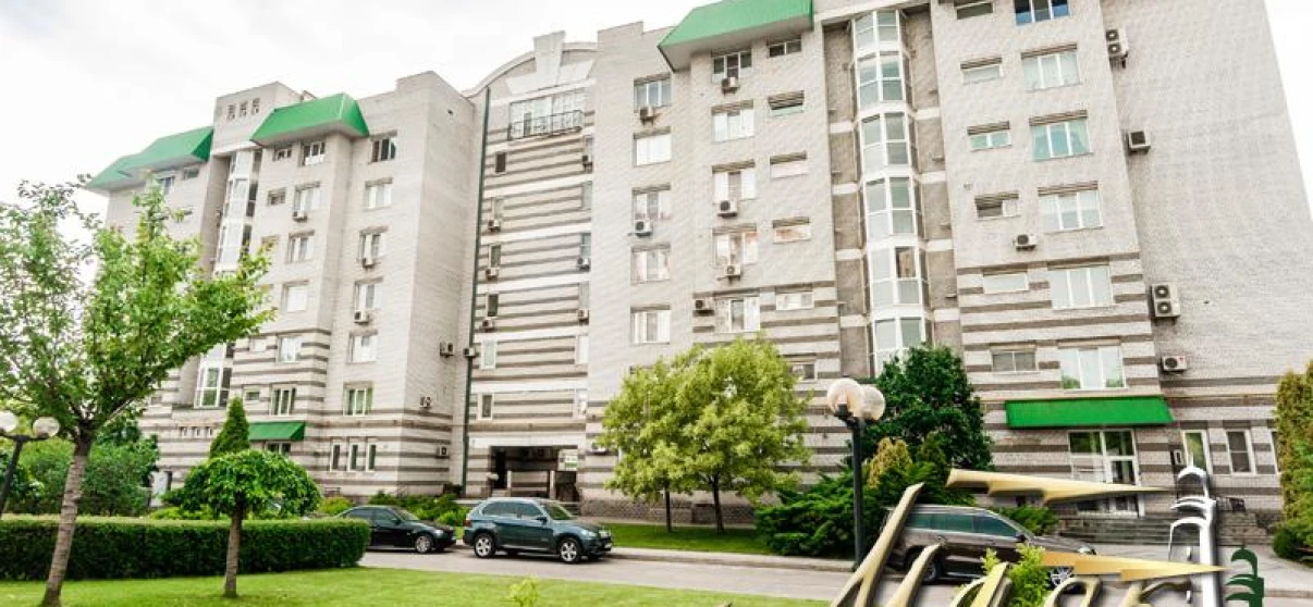 Фото Четырехкомнатная квартира, продажа. Запорожье Александровский