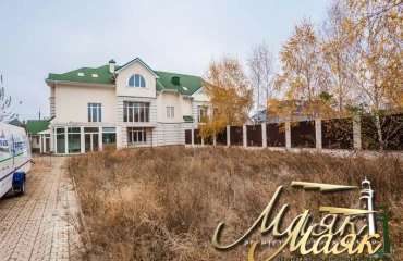 Photo House, for sale. Zaporizhzhia Днепровский