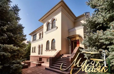 Photo House, for sale. Zaporizhzhia Днепровский