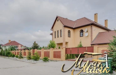 Photo House, for sale. Zaporizhzhia Хортицкий