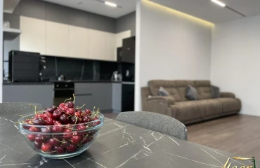Фото Четырехкомнатная квартира, продаж. Запоріжжя Александровский