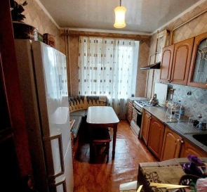 Фото 3. Четырехкомнатная квартира, продажа. Запорожье Александровский