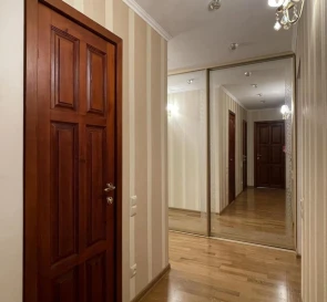 Foto 2. Cuatro Ambientes piso, en venta. Zaporizhzhia Александровский