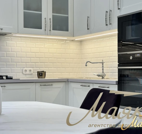 Foto 1. Tres Ambientes piso, en venta. Zaporizhzhia Вознесеновский
