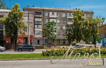 Фото Трехкомнатная квартира, продажа. Запорожье Александровский