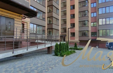 Фото Трехкомнатная квартира, продажа. Запорожье Вознесеновский
