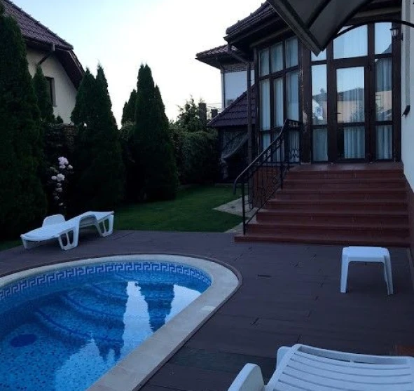 Foto 1. Casa, en venta. Odesa Киевский