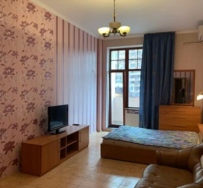 Fotografie 2. Două Camere apartament, de închiriat. Odesa Приморский