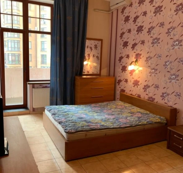 Fotografie 1. Două Camere apartament, de închiriat. Odesa Приморский