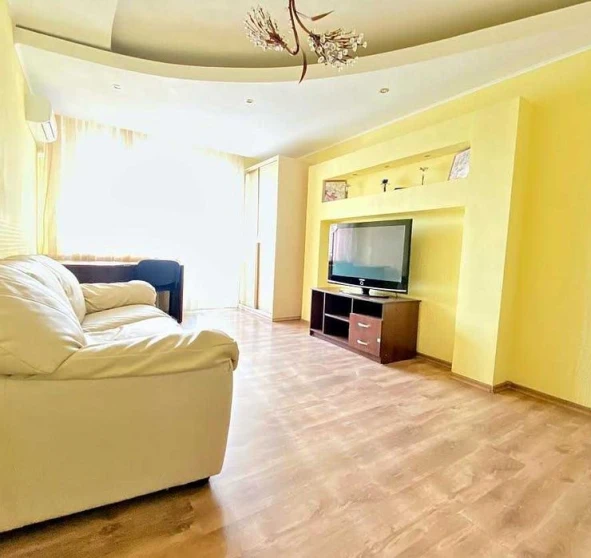 Fotografie 1. Garsonieră apartament, de închiriat. Odesa Приморский