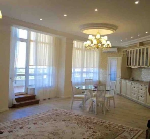 Foto 2. Tres Ambientes piso, para alquilar. Odesa Приморский