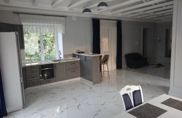 Photo Three-Room flat, to rent. Odesa Приморский
