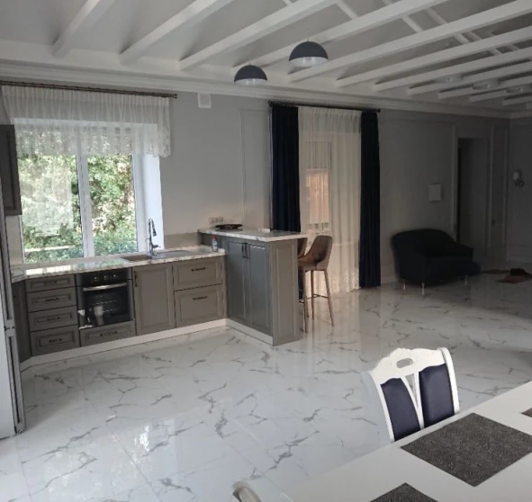 Photo 1. Three-Room flat, to rent. Odesa Приморский