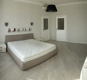Photo 4. Three-Room flat, to rent. Odesa Приморский