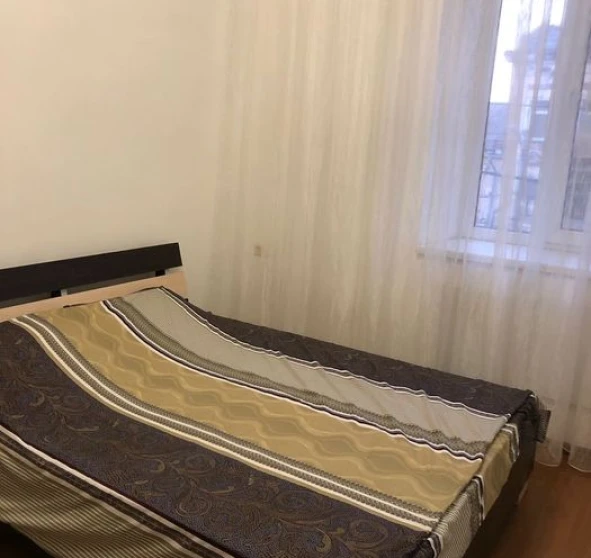 Fotografie 1. Două Camere apartament, de închiriat. Odesa Приморский