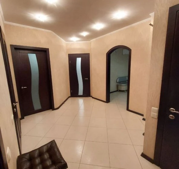 Fotografie 1. Două Camere apartament, de închiriat. Odesa Приморский