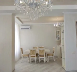 Foto 2. Tres Ambientes piso, para alquilar. Odesa Приморский