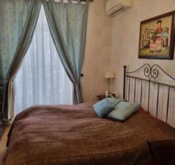 Foto 1. Tres Ambientes piso, en venta. Kyiv Шевченковский