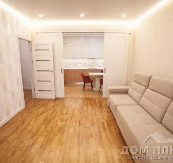 Foto 1. Tres Ambientes piso, en venta. Kyiv Подольский