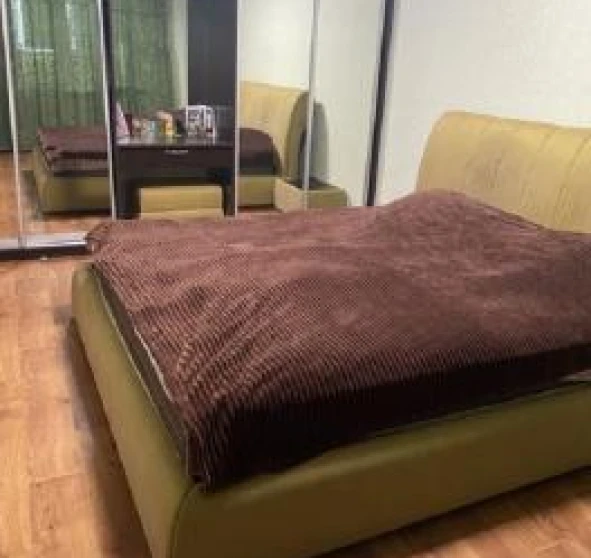 Foto 1. Tres Ambientes piso, en venta. Kyiv Подольский