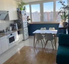 Foto 2. Monoambiente piso, en venta. Kyiv Дарницкий