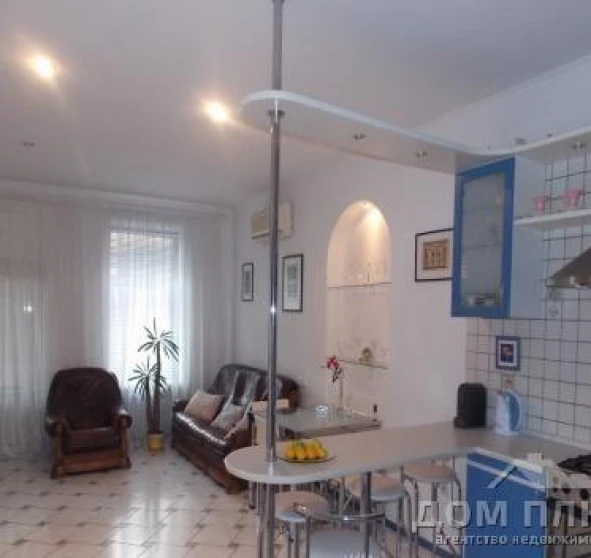 Photo 1. Four-Room flat, for sale. Kyiv Подольский