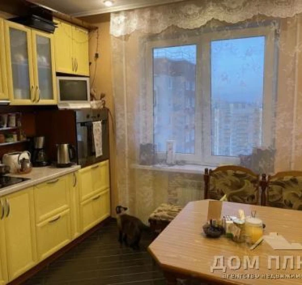 Фото 1. Трехкомнатная квартира, продажа. Киев Дарницкий