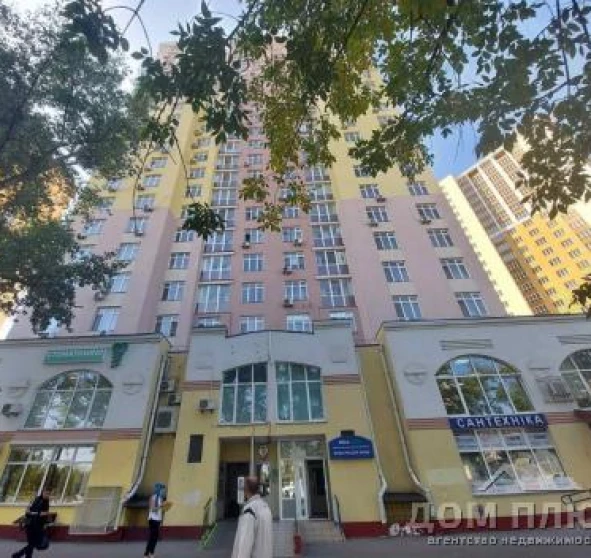 Фото 1. Трехкомнатная квартира, продажа. Киев Днепровский