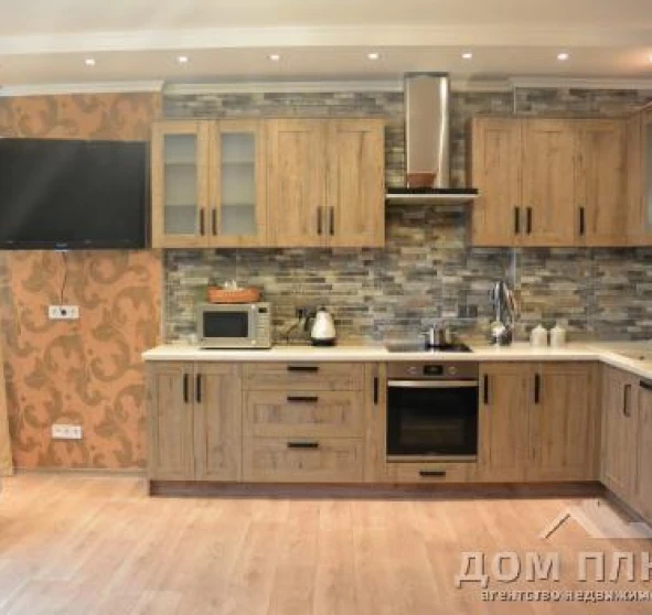 Fotografie 1. Trei Camere apartament, de vânzare. Kyiv Соломенский