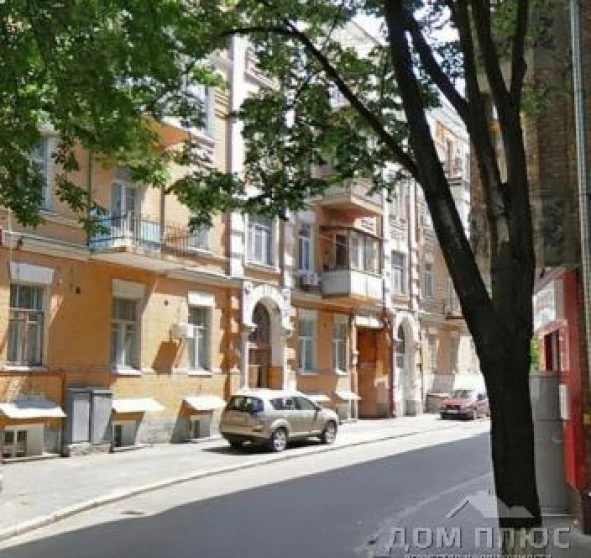 Foto 1. Múltiples Ambientes piso, en venta. Kyiv Печерский