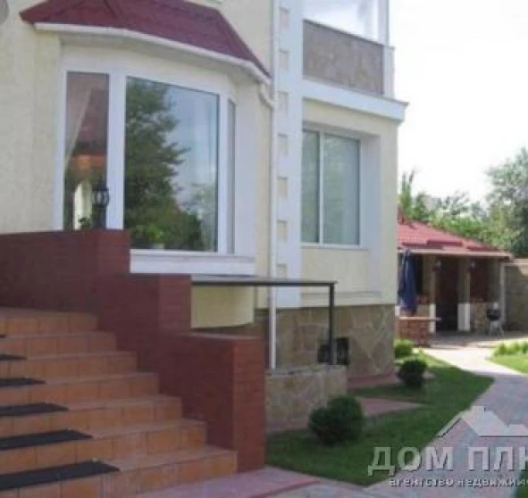 Foto 1. Casa, en venta. Kyiv Соломенский