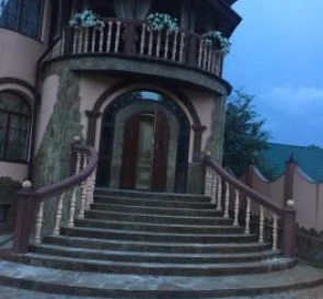 Foto 2. Casa, para alquilar. Liutizh