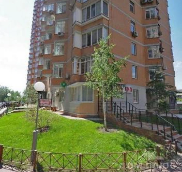 Фото 2. Трехкомнатная квартира, аренда. Киев Печерский