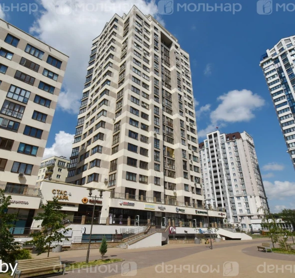 Фото 1. Четырехкомнатная квартира, продаж. Мінськ Первомайский