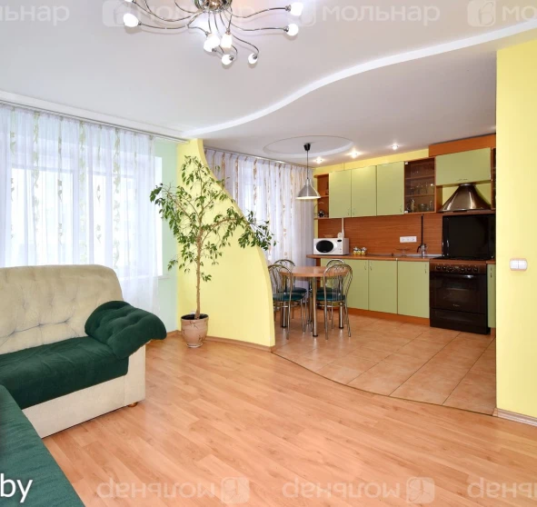 Фото 1. Трикімнатна квартира, продаж. Мінськ Первомайский