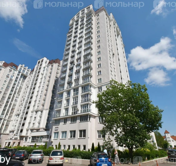 Foto 1. Múltiples Ambientes piso, en venta. Minsk Первомайский