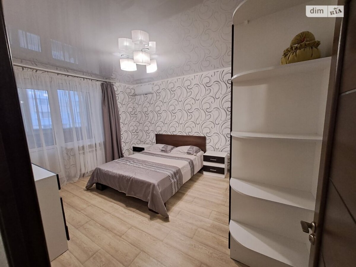 Foto Tres Ambientes piso, en venta. Poltava Шевченковский (Октябрьский)