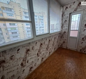 Foto 3. Tres Ambientes piso, en venta. Poltava Шевченковский (Октябрьский)