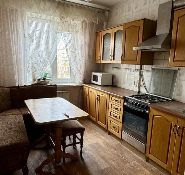 Фото 1. Трехкомнатная квартира, продажа. Полтава Подольский