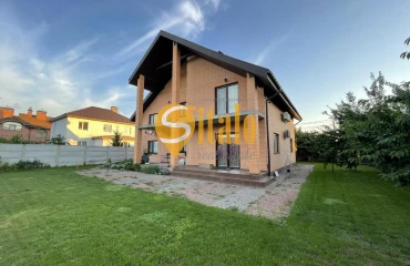 Photo House, for sale. Shchaslyve