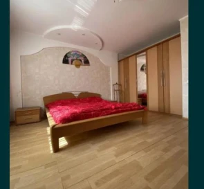Fotografie 2. Patru Camere apartament, de vânzare. Poltava Шевченковский (Октябрьский)