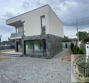 Фото 2. Дом, продажа. Гора