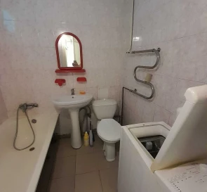 Foto 3. Dos Ambientes piso, para alquilar. Poltava