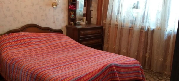 Foto 1. Cuatro Ambientes piso, en venta. Zhytomyr Гормолзавод