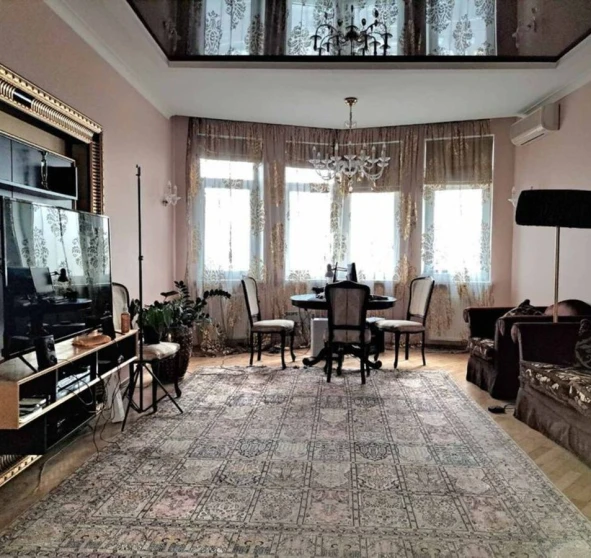 Photo 1. Three-Room flat, to rent. Kyiv Печерский , Pecherska
