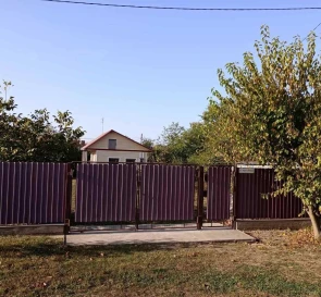Foto 2. Casa, en venta. Poltava