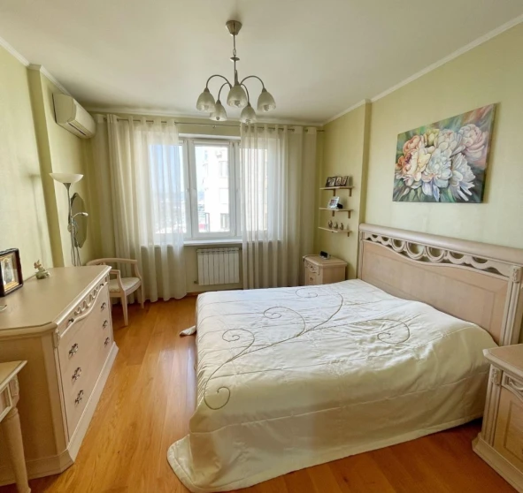 Photo 1. Three-Room flat, to rent. Kyiv Дарницкий