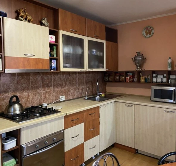 Фото 1. Трикімнатна квартира, продаж. Полтава Киевский