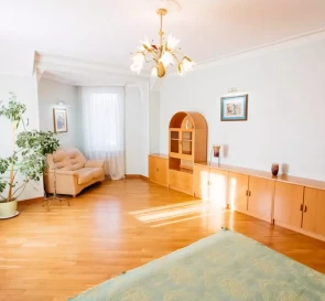Photo 2. House, to rent. Kyiv Соломенский, Shuliavska