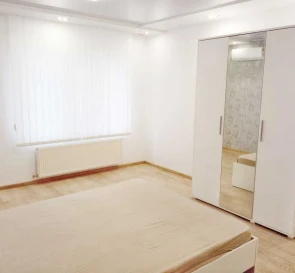 Foto 2. Casa, para alquilar. Kyiv Соломенский